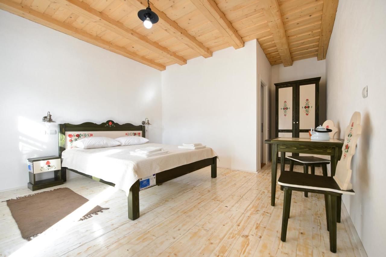 Отели типа «постель и завтрак» Cloasterf Haus Cloaşterf