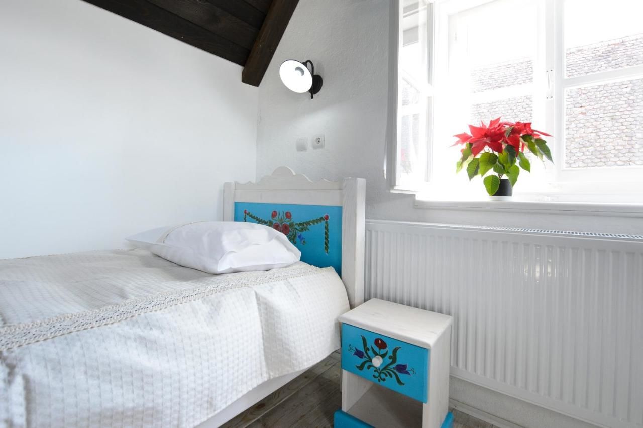 Отели типа «постель и завтрак» Cloasterf Haus Cloaşterf-31